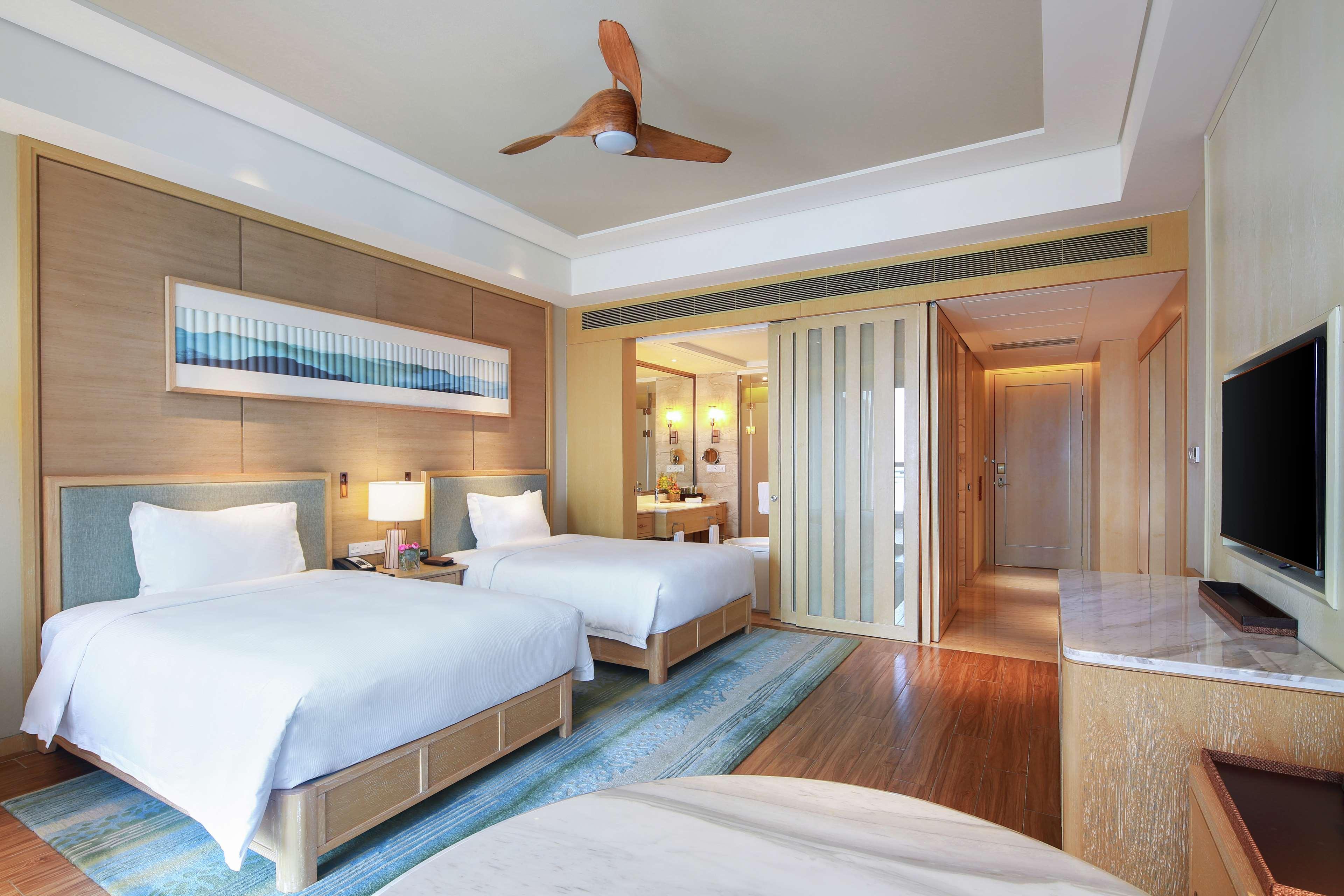 Hilton Yuxi Fuxian Lake Chengjiang  Eksteriør billede